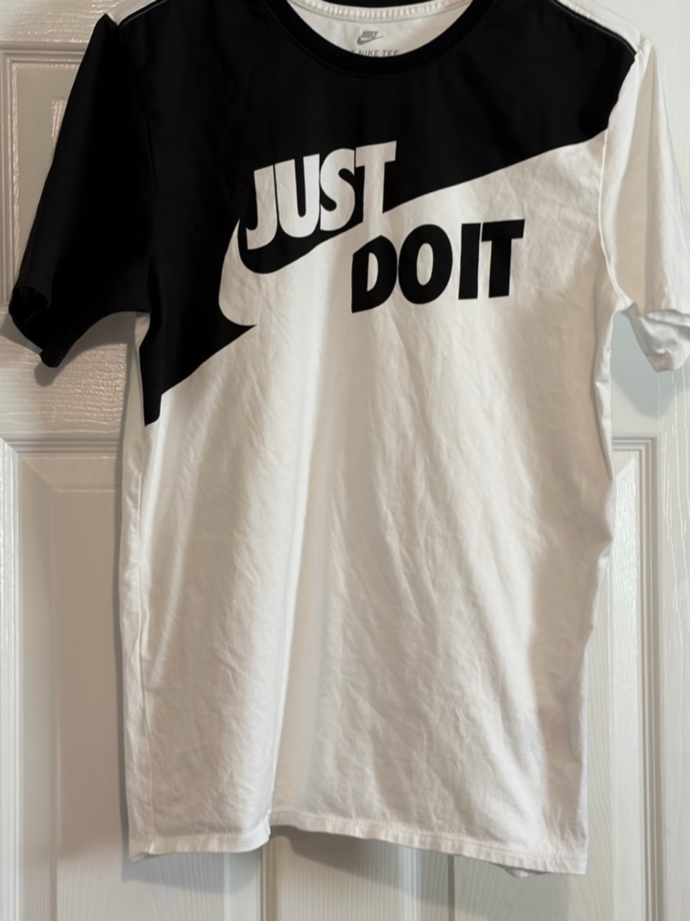 Men's Nike T Shirt, Size Medium, Just Do It, Black & White T Shirt, Men's Nike